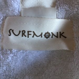 Surf monk white hooded sweater